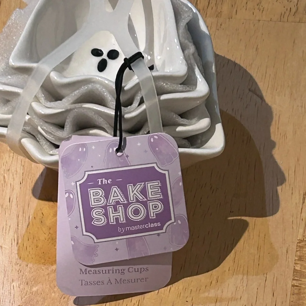 Set of 4 Ceramic Halloween Ghost Shaped Nesting Measuring Cups By The Bake Shop